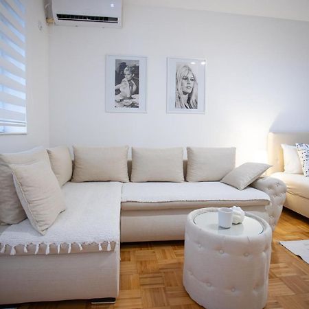 Apartman Elle Zombor Kültér fotó