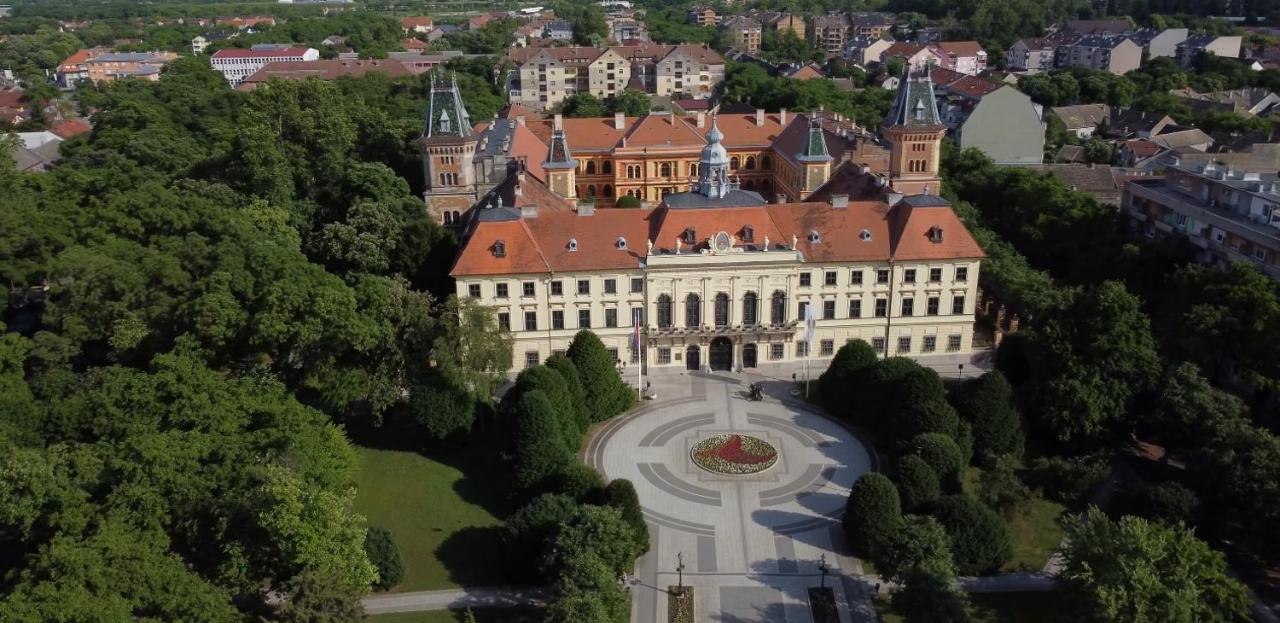 Apartman Elle Zombor Kültér fotó