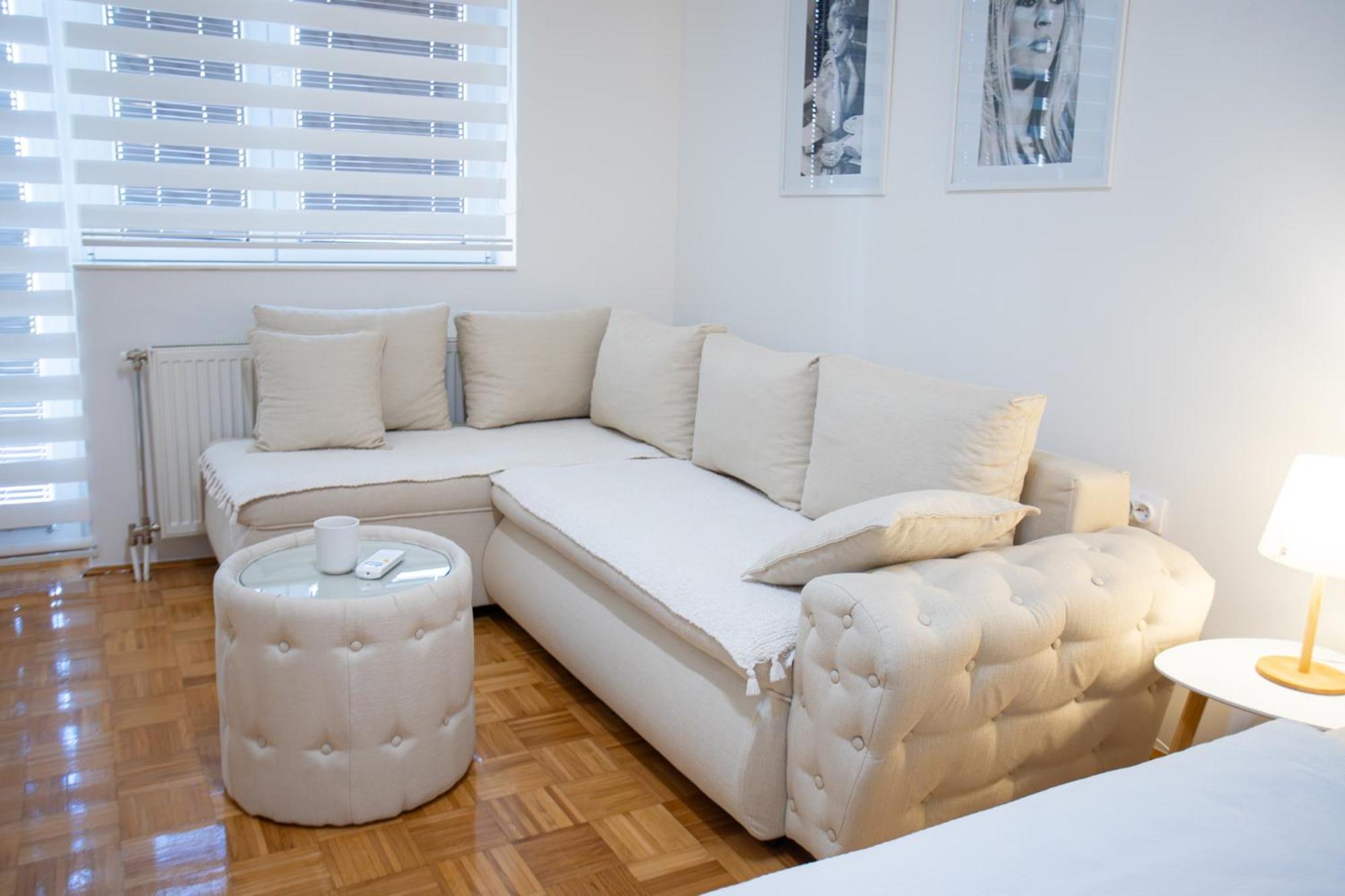 Apartman Elle Zombor Kültér fotó
